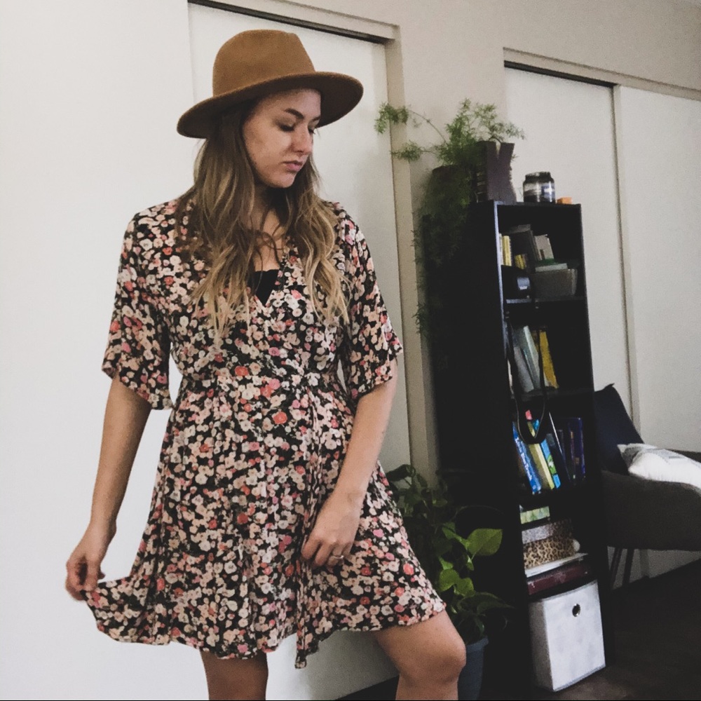 Billabong | Floral Wrap Dress